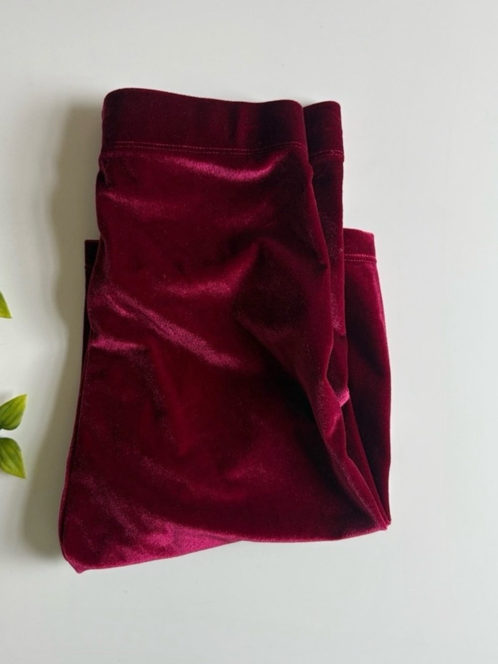 NWT fabletics high waisted velour bike shorts 9”